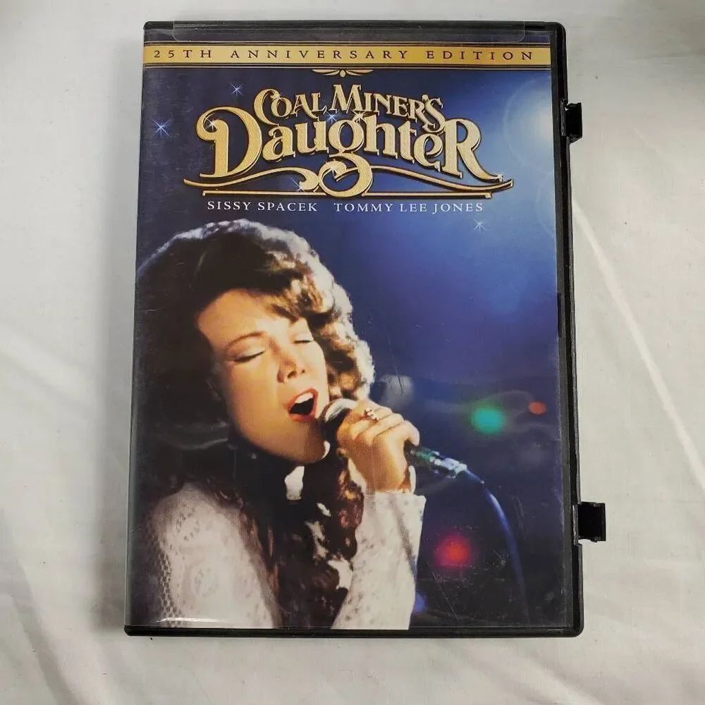 Coal Miner’s Daughter DVD (25th Anniversary Edition, Sissy Spacek, Tommy Lee Jon